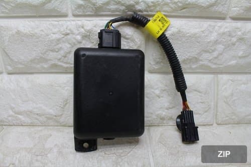 Датчик мертвой зоны BSD водителя Avante AD 95811-F2200