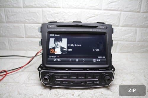 Аудиосистема AVN Bluetooth 96560-2PAA0VA для новой Sorento R (со съемной лицевой панелью)