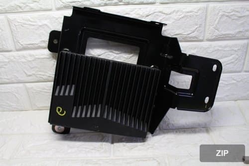 Усилитель аудиосистемы 963703Z800