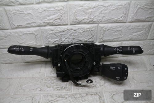 Переключатель многофункциональный QM6 255679558R