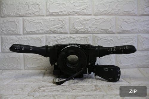 Переключатель многофункциональный QM6 255679558R