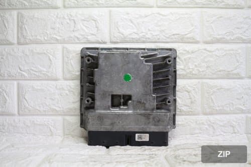 Блок управления двигателем ECU K5 DL3 391D0-2JDC0