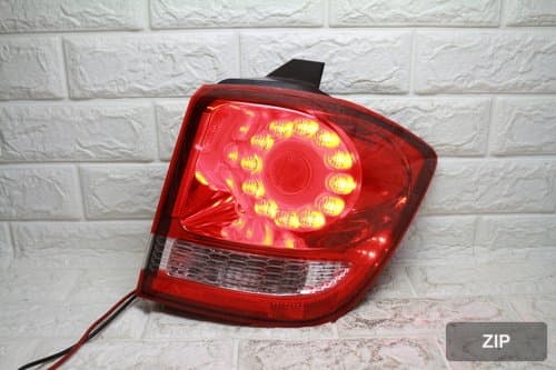 Задний фонарь правый Dodge Journey 68078464AD