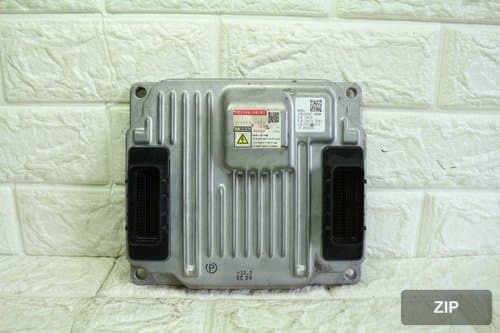 ECU трактора John Deere 1R17960-00102