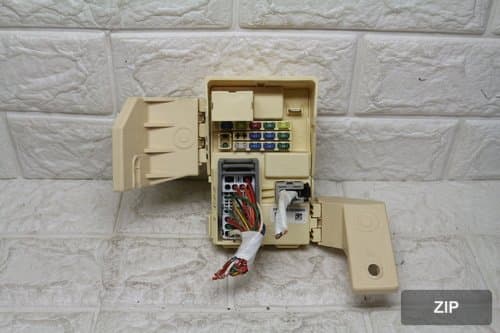 Блок предохранителей G70 91955G9210