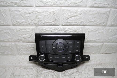Клавиатура аудиосистемы Lacetti Cruze 94563268