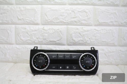 Компрессор кондиционера Mercedes-Benz A2049000715