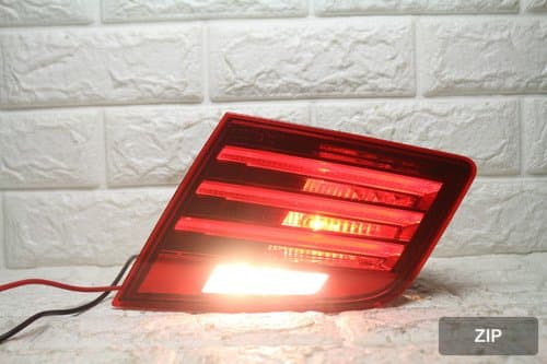 Задний фонарь правый внутренний