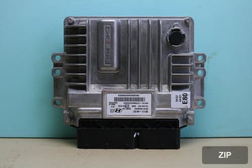 Блок управления двигателем ECU 391114A151