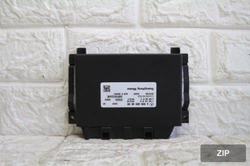 Блок управления коробкой передач TCU A 000 900 98 00