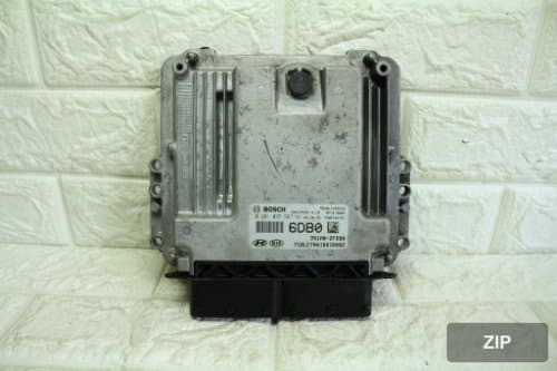 Блок управления двигателем ECU 391M02FDB0