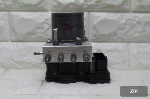 ABS модуль 476606791R