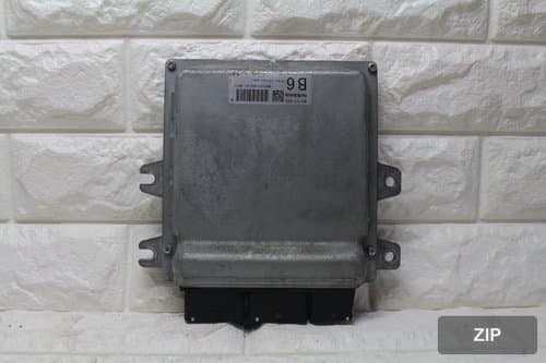 Блок управления двигателем (ECU) Infiniti G37 MEC107-620