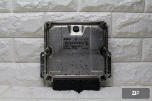 Блок управления двигателя ECU P56044679AA