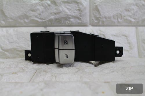 Переключатель боковой второго ряда EQ900 93580-D2300