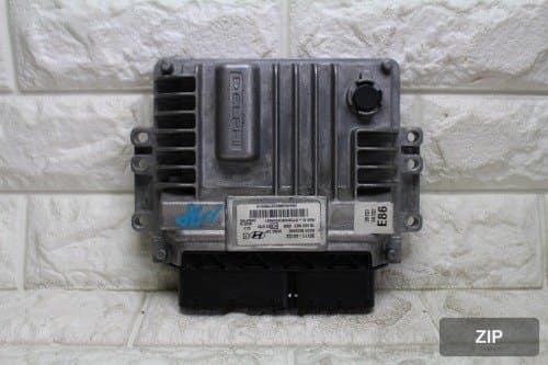 Блок управления двигателем ECU 391114A132