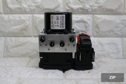 ABS модуль 589203N2A0