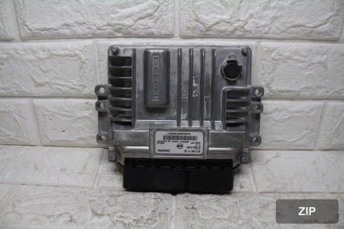 Блок управления двигателем ECU 6715401132