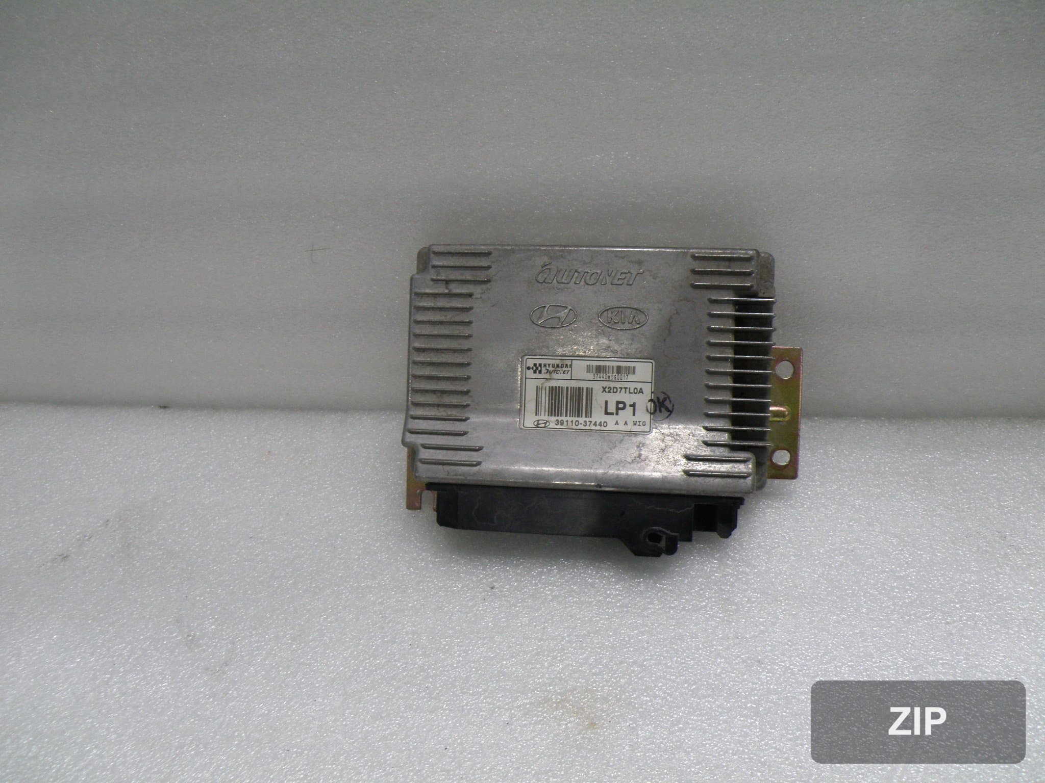Блок управления двигателем (ECU) 39110-37440