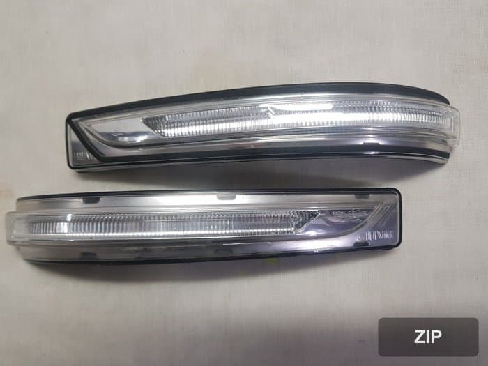 Боковое зеркало с LED-подсветкой