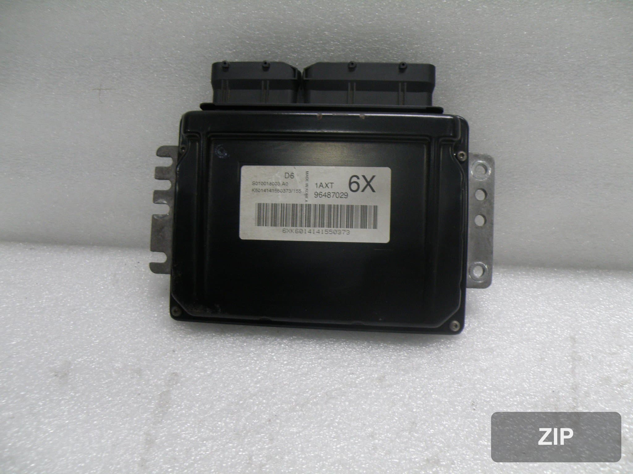 Блок управления ECU (96487029)