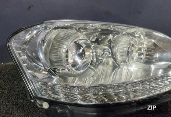Фара передняя правая, HID, 7 контактов