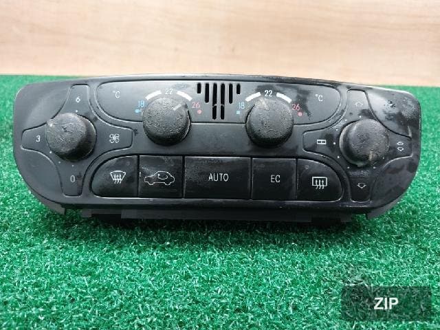 Накладка передней панели (Mercedes-Benz C220, код A203 830 07 85)