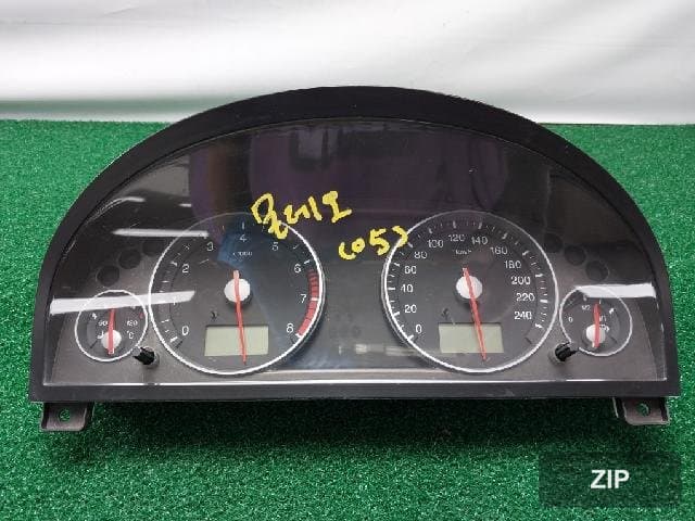 Внутренняя деталь (интерьер/электрика/отделка) с артикулом 3S7T-10849-FD
