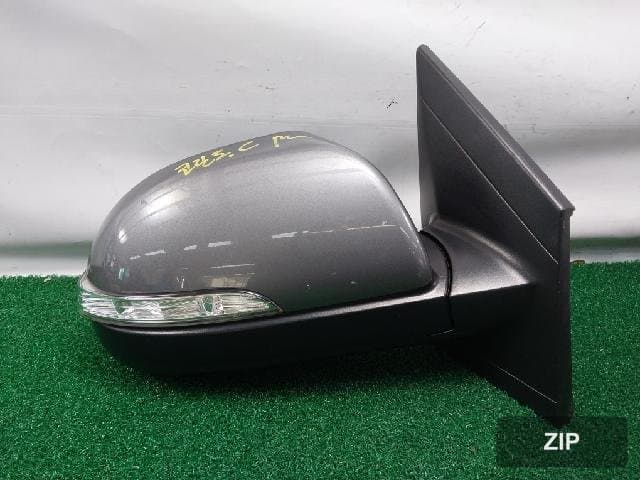 Боковое зеркало