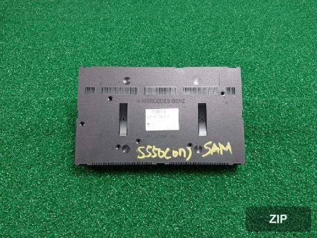 Блок SAM (модуль управления салоном)