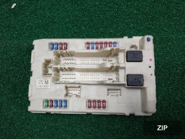Деталь интерьера Nissan Altima (284B7 1AA0A)