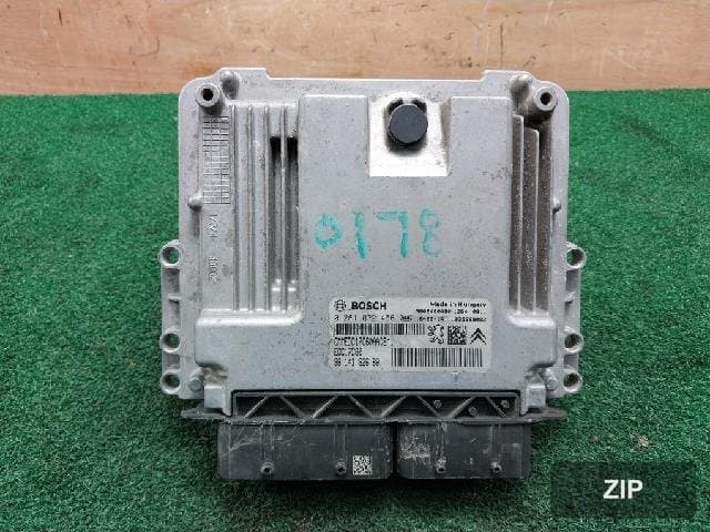 Блок управления подрулевыми переключателями Peugeot 2008 (9814182680)