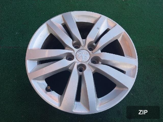 Деталь Peugeot 308 (9677989577)