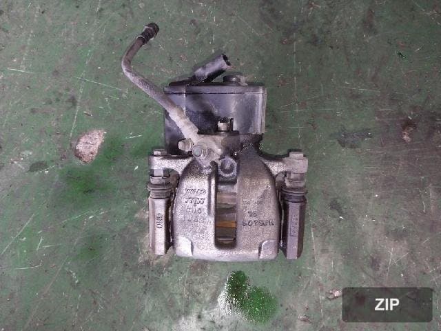 Деталь двигателя и подвески Volkswagen CC