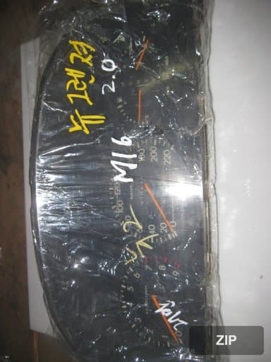 Приборная панель (щиток приборов) M16