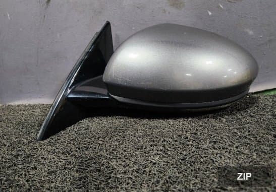 Боковое зеркало водительское электрическое с BSD
