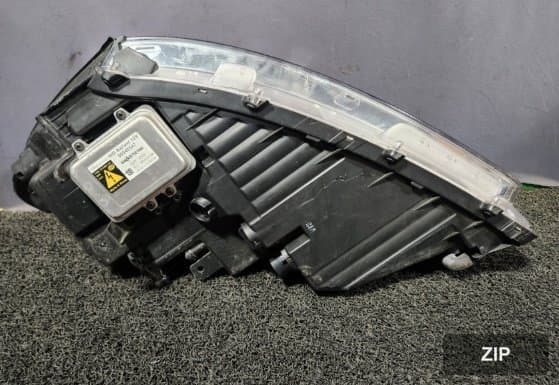 Фара правая HID