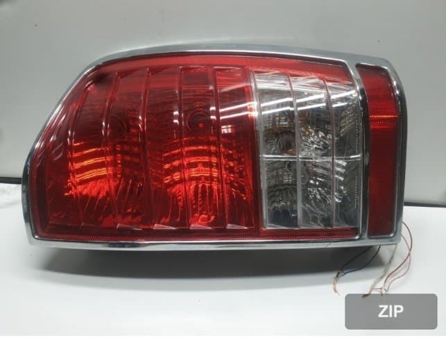 Фонарь задний правый