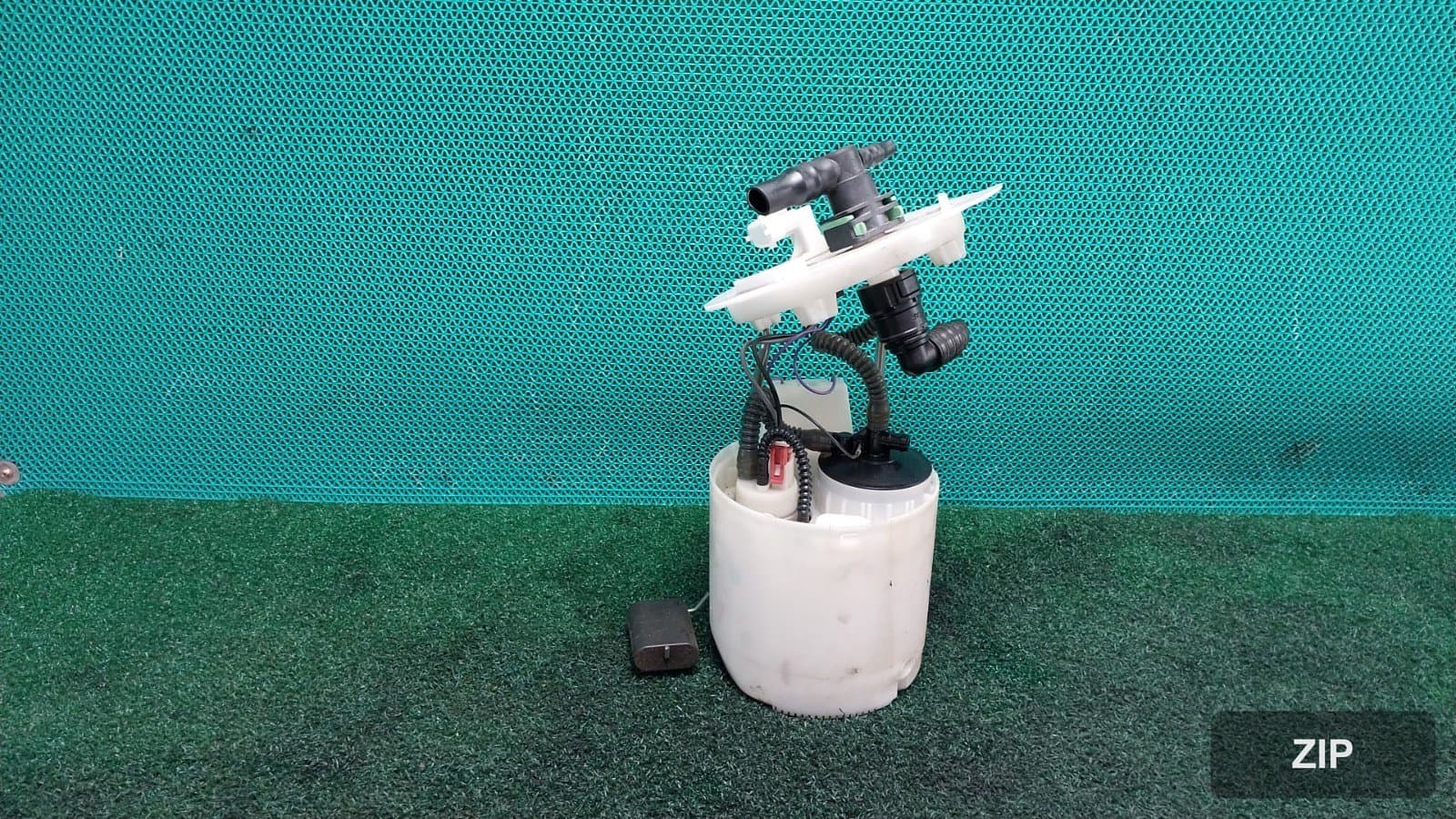 Топливный насос (модуль)