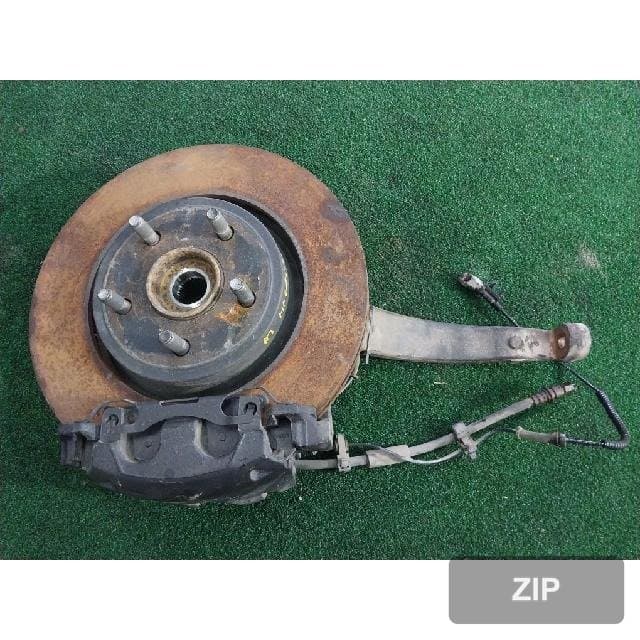 Jeep 3.0 CRD 2012 — поворотный кулак передний левый 68022629AD