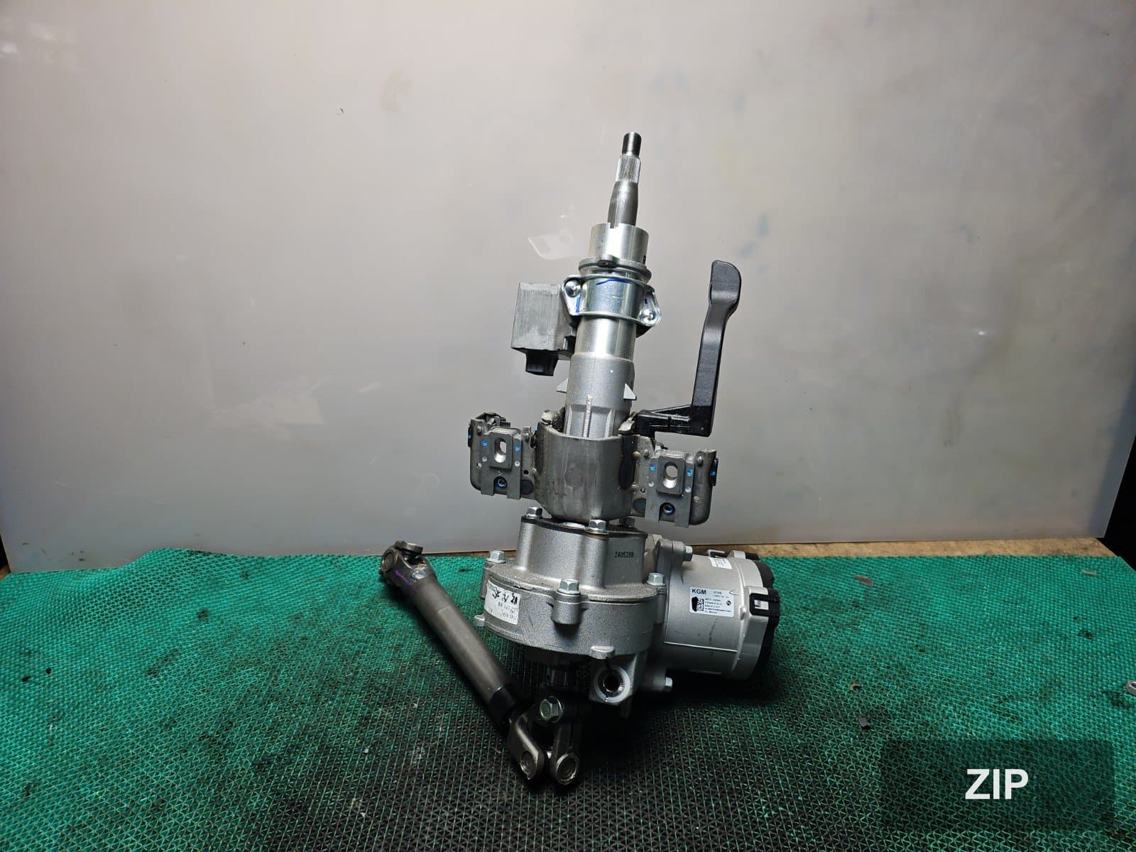 KG Mobility (Ssangyong) Torres EVX E5 2024 — вал рулевой колонки 4620042060