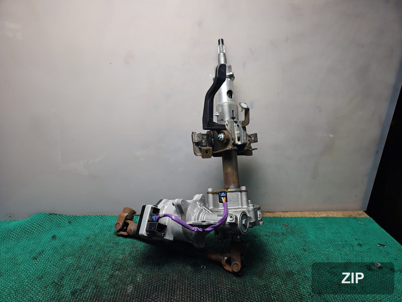 KG모빌리티 Torres EVX E5 2024 — вал рулевой 4620042000