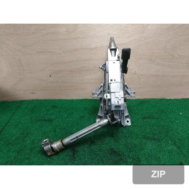 Land Rover Freelander2 2013 — рулевой вал BJ323C529DB