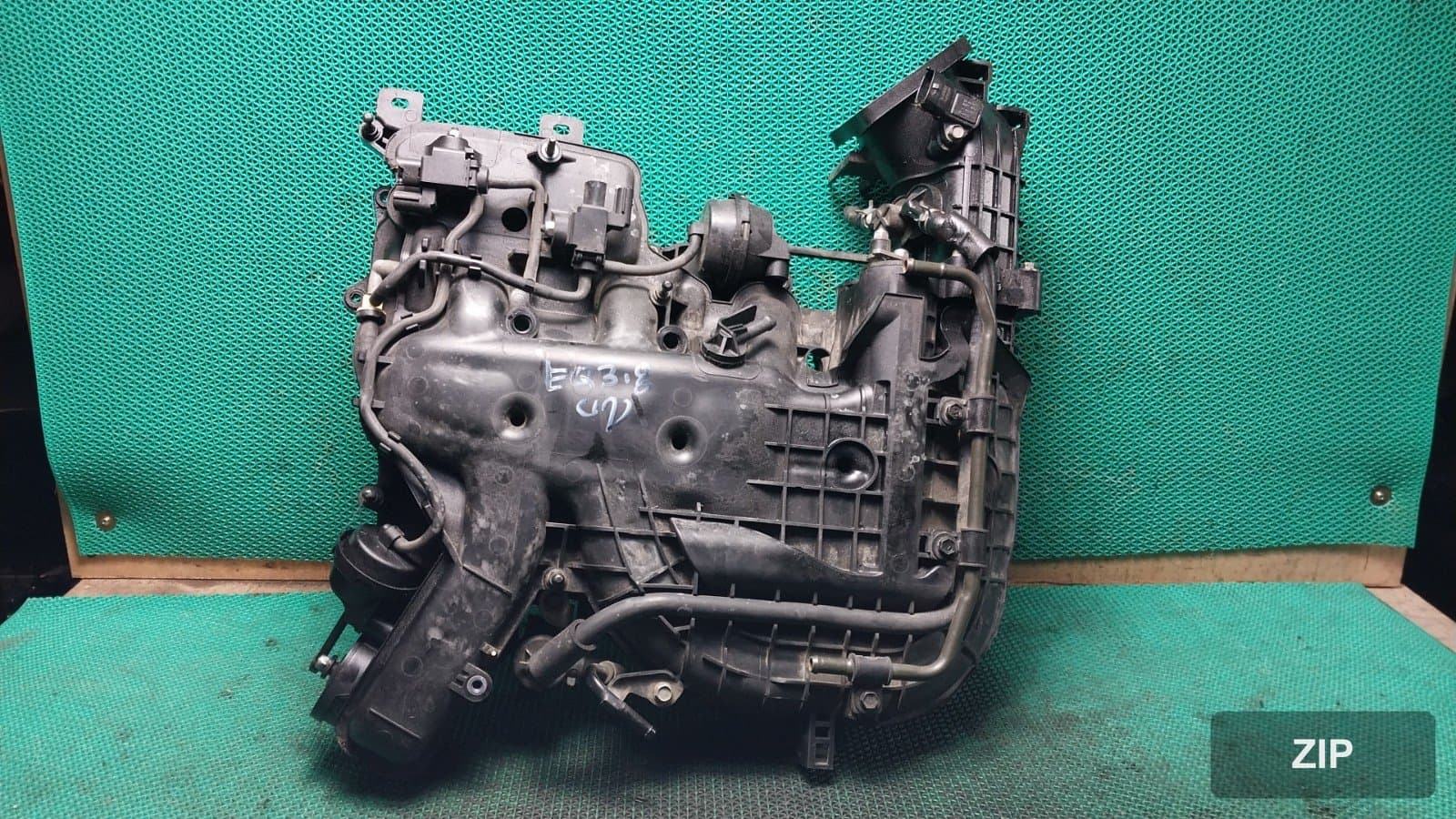 Genesis EQ900 2017 — впускной коллектор 292003L300