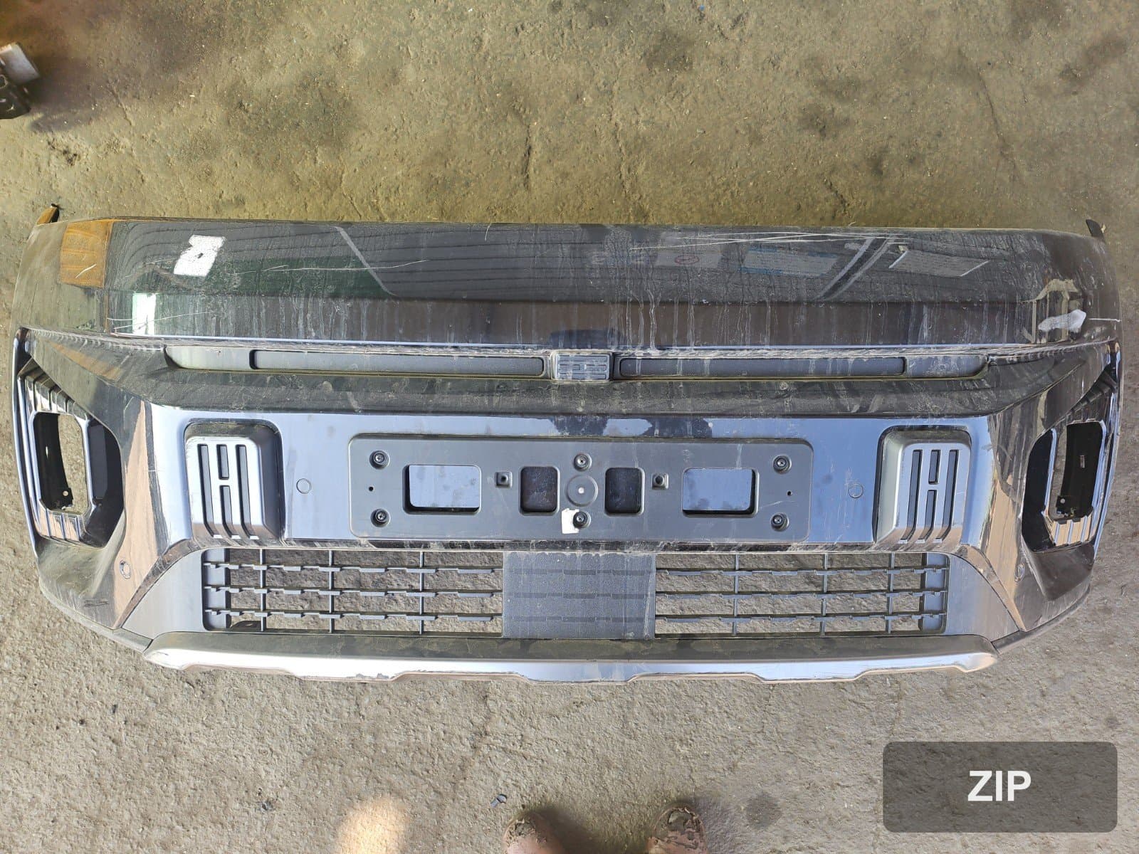 KG모빌리티 Torres EVX E5 2024 — передний бампер