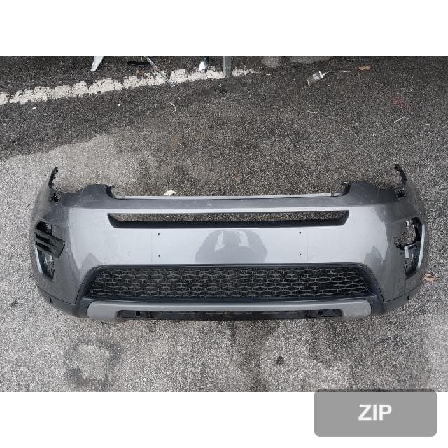 Land Rover Discovery Sport 2016 — передний бампер FK7217F003A