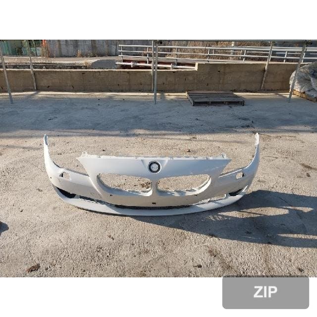 BMW 520d 2012 — передний бампер