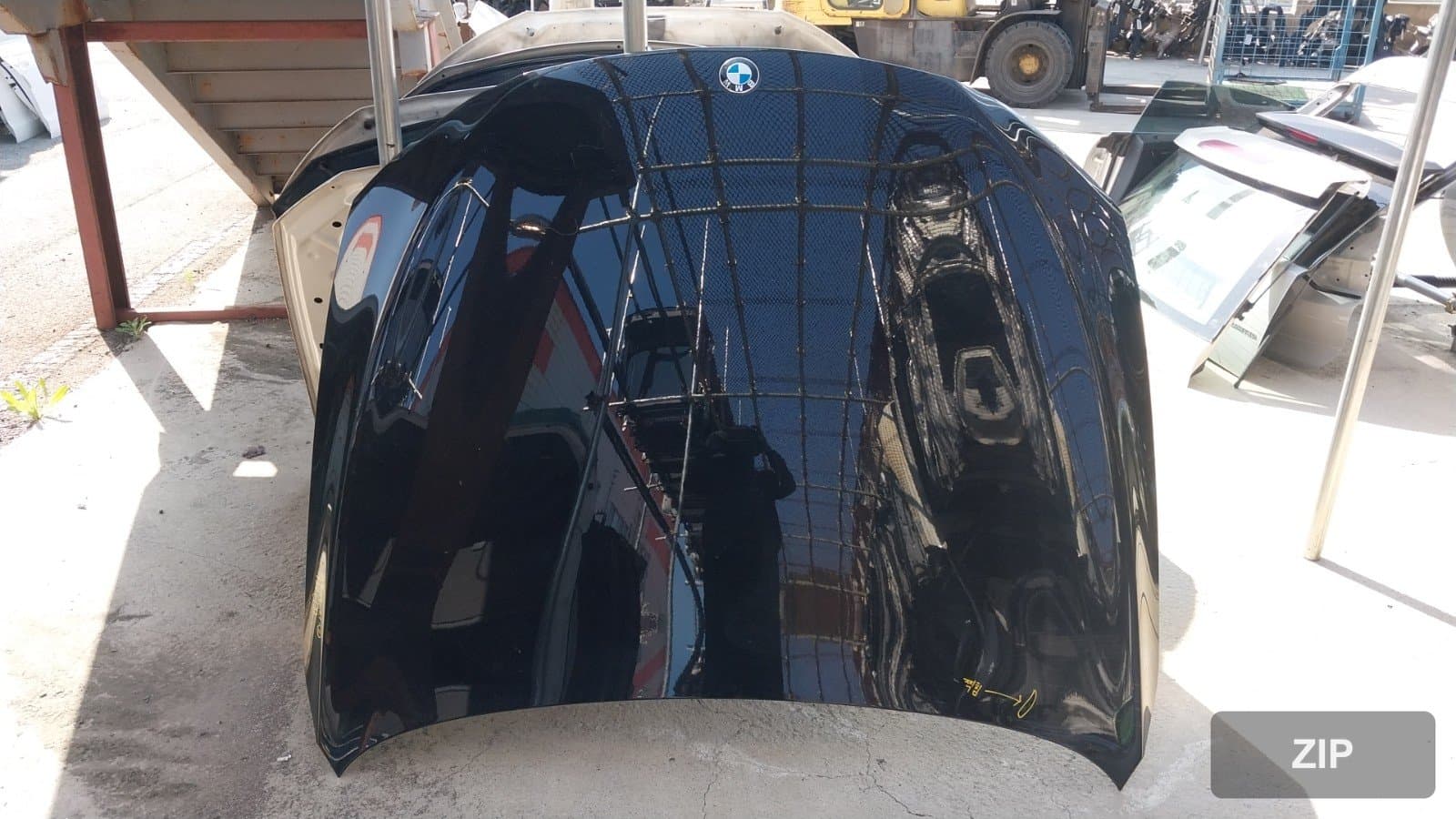 BMW 730Ld 2013 — капот