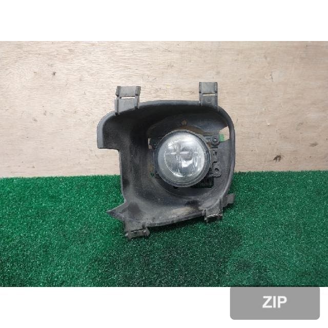 Land Rover Range Rover 2011 — противотуманная фара левая 89210622