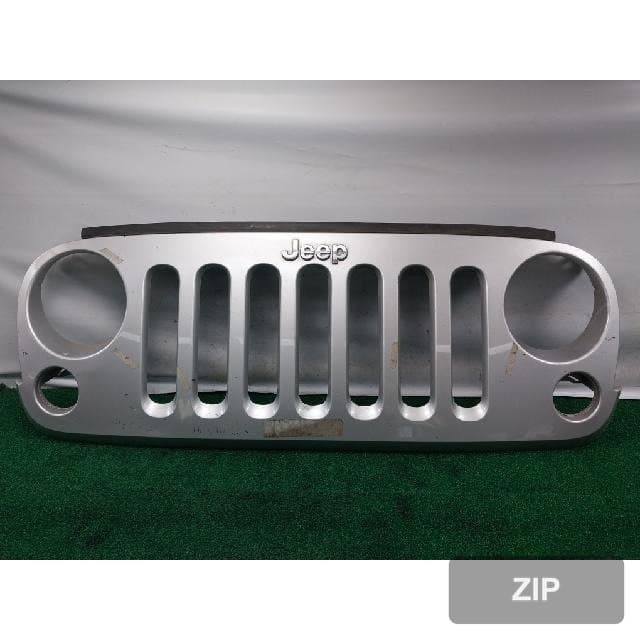 Jeep Rubicon 2Door 2012 — решётка радиатора CB1158AC